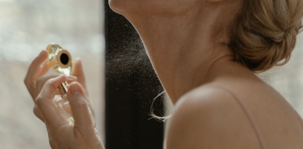 Top Klassische Parfums, die jede Frau besitzen sollte